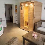 雷德尼斯戈蓝酒店 酒店 4*