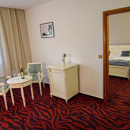 Hotel Galant 4*